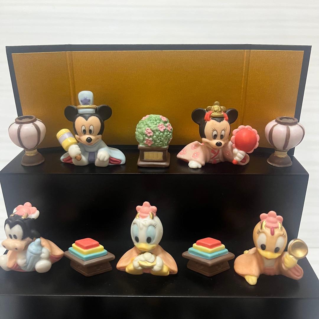 【美品】 ディズニー ひな祭り飾り 陶器製 3段 Disney ベビー 雛人形
