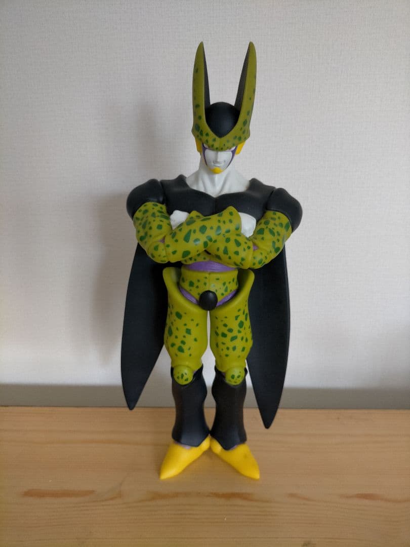 フュギュア　フリーザ　送料無料　サイズはビデオーテープと比べてください