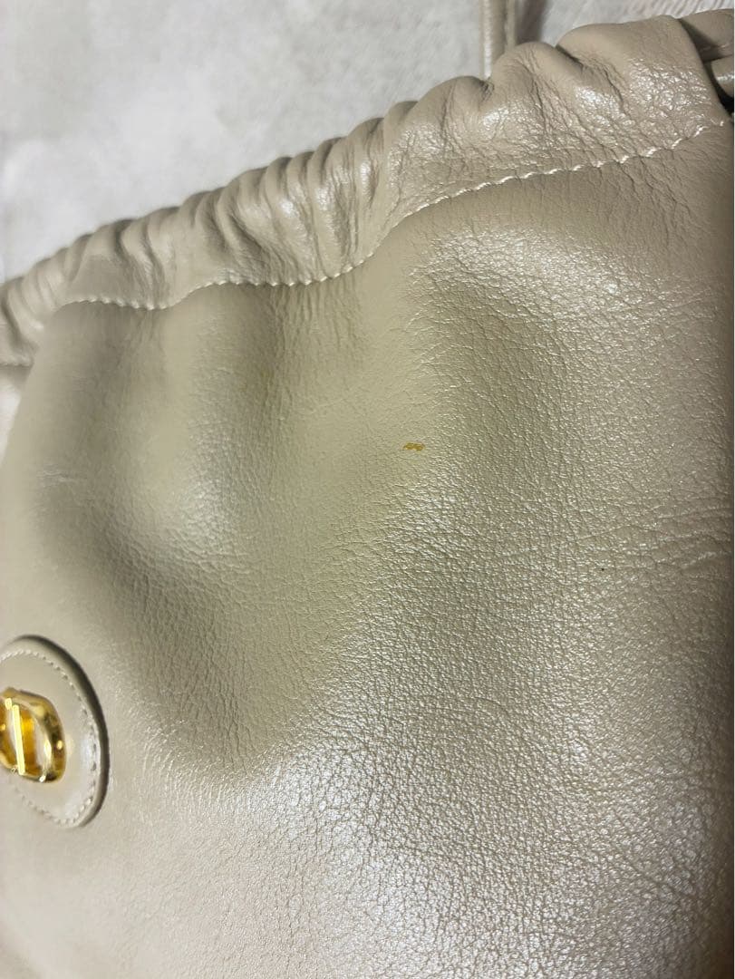 【クリスチャンディオール】レザーショルダーバッグ