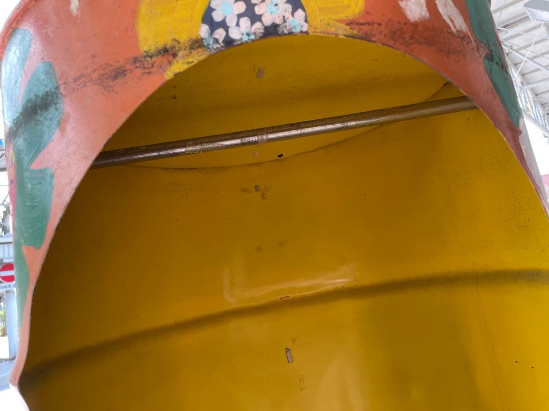 ドラム缶　リメイク大型　オブジェ　ディスプレー置物　オレンジ　店舗用品　店舗飾り