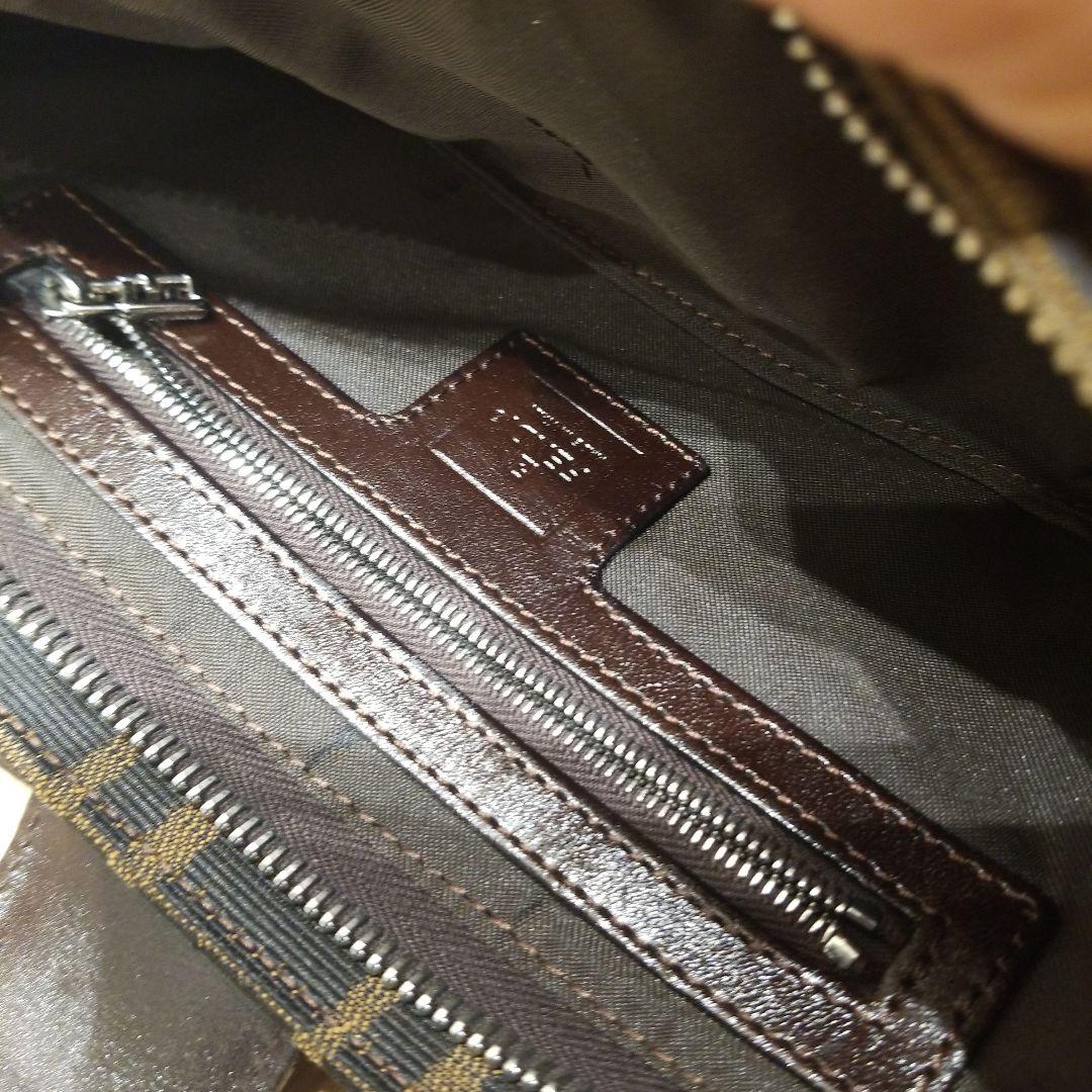 Fendi FFロゴショルダーバッグ