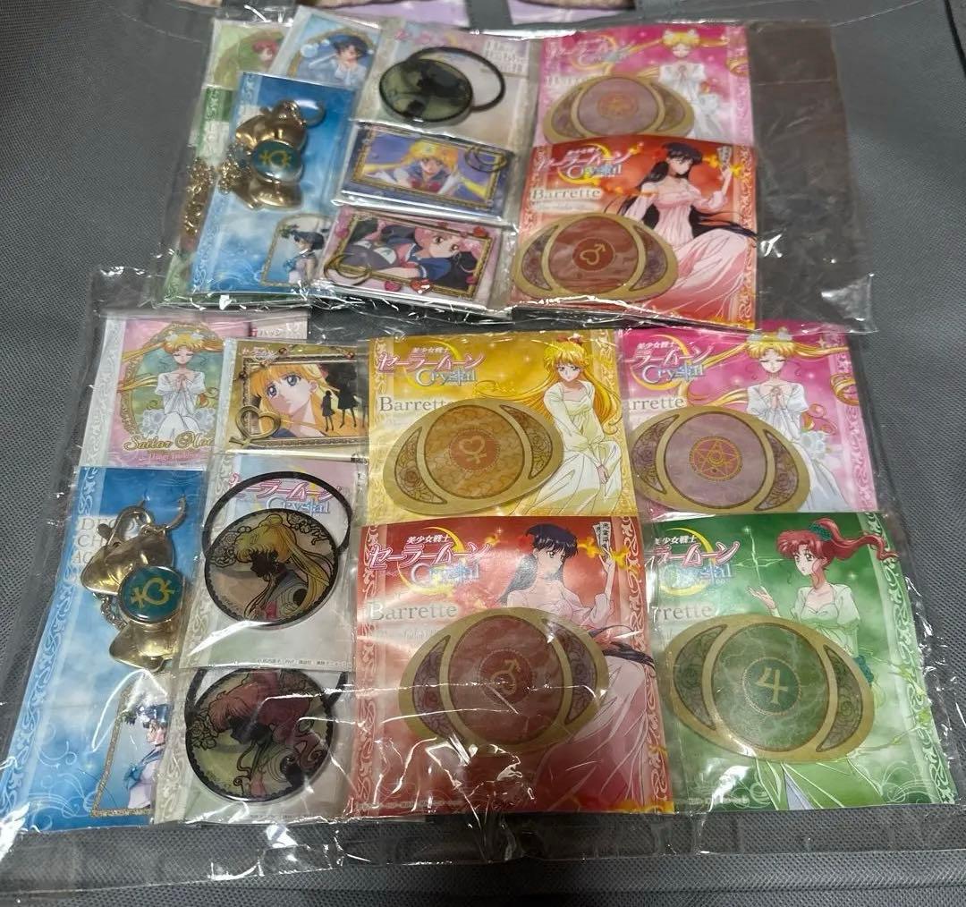 美少女戦士セーラームーン クリスタル バレッタ 缶バッジ チャーム ヘアゴム