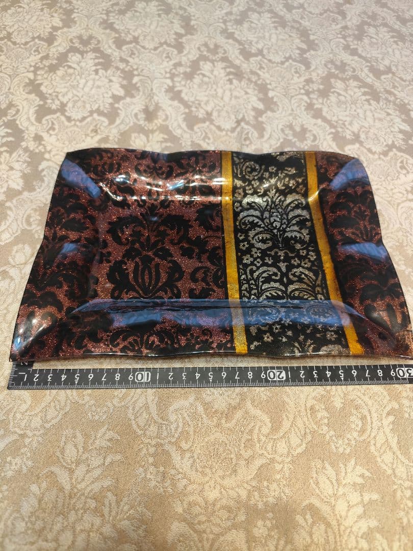ガラス皿　ガラス細工　海外製品
