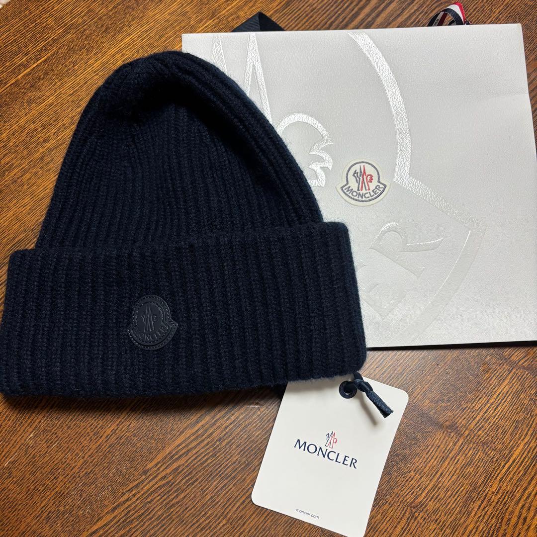 モンクレールニット帽