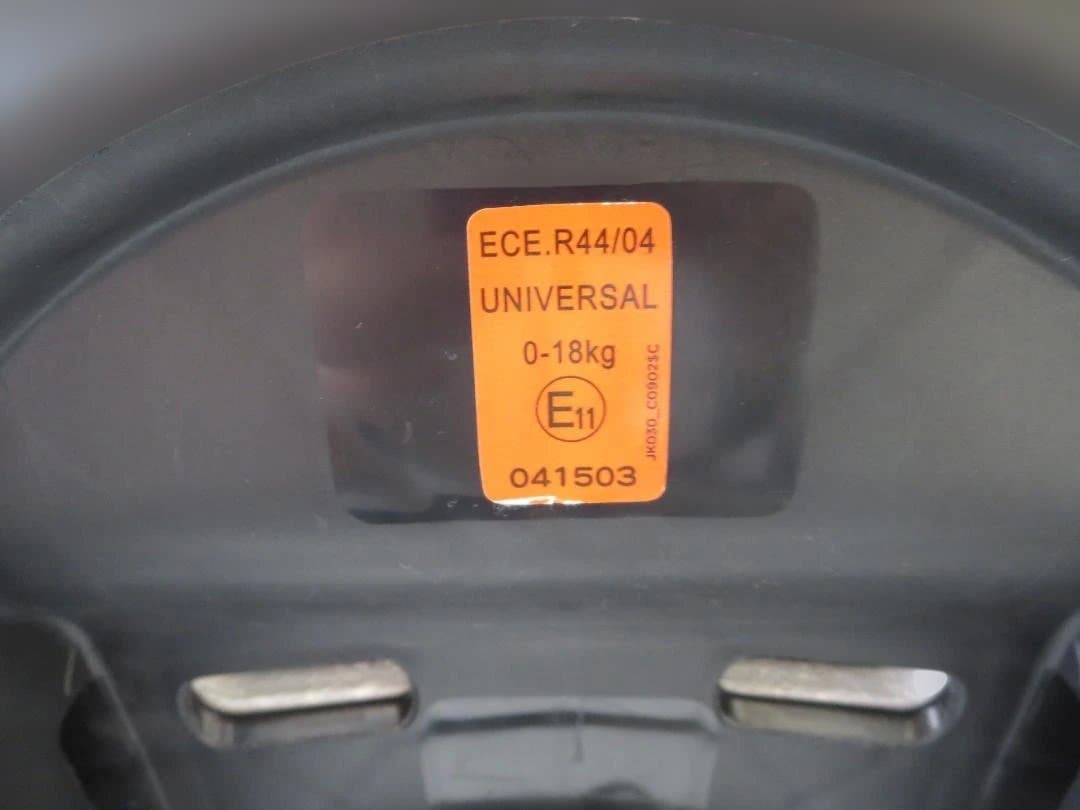 ジョイー Joie Tilt（チルト）　チャイルドシート　取扱説明書付