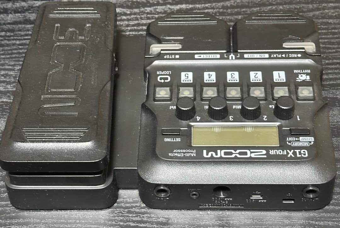 ZOOM G1X FOUR マルチエフェクトプロセッサー