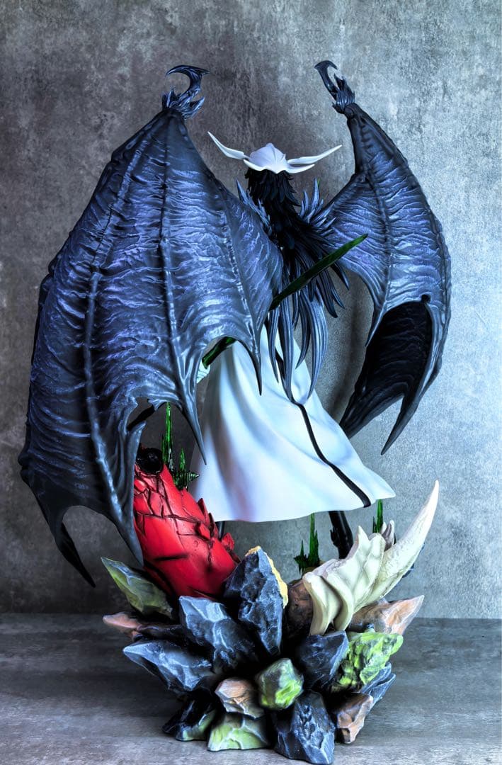 ブリーチ　ウルキオラ・シファー　黒翼大魔　ガレージキッド　フィギュア　完成品