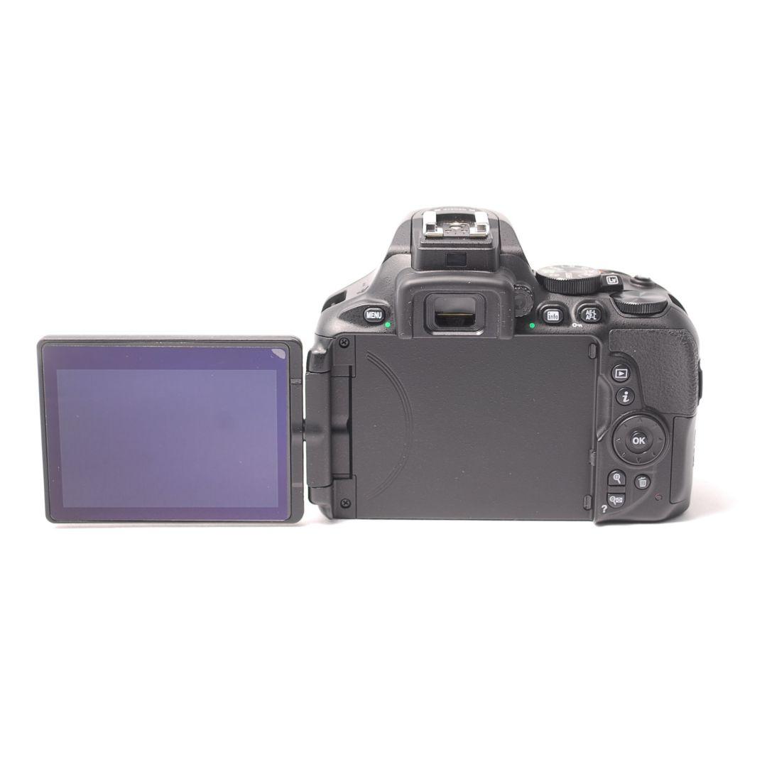 ❤即購入1000円OFF❤極美品❤ Nikon D5600 ダブルズームキット