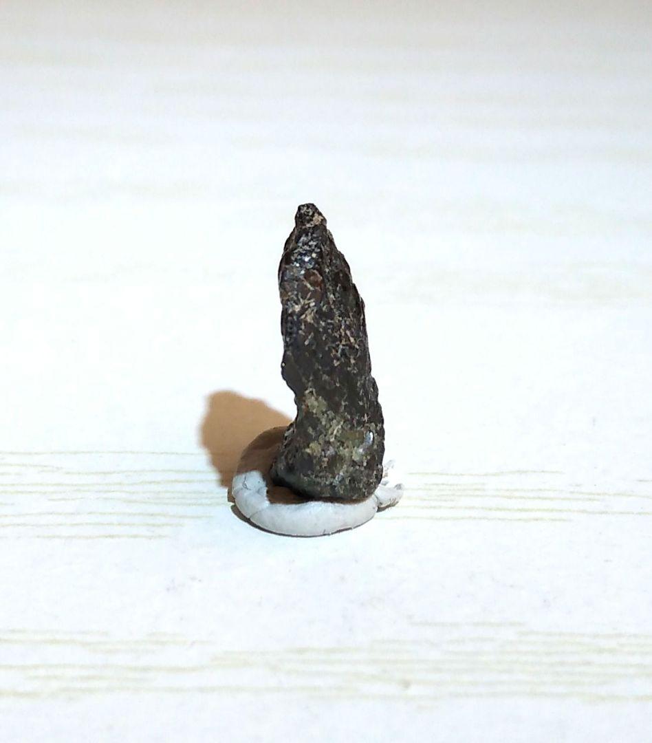 アレキサンドライト　希少宝石鉱物標本