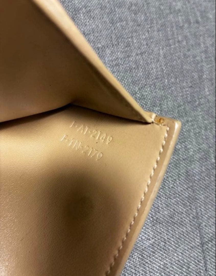 セリーヌCELINEスモール トリフォールド ウォレット ベージュ 美品