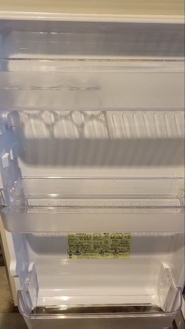 【11月中旬まで出品】SHARP 冷蔵庫 167L SJ-D17E-S