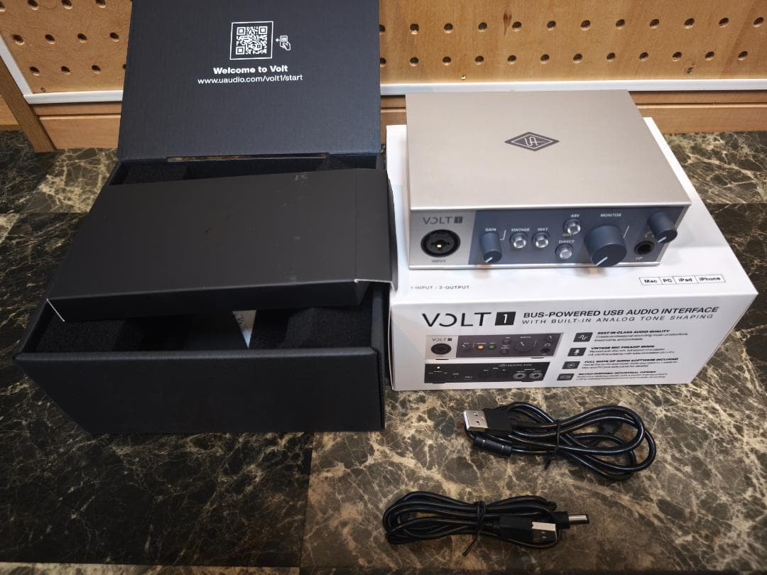 ☆彡UNIVERSAL AUDIO　VOLT 1 オーディオインターフェイス