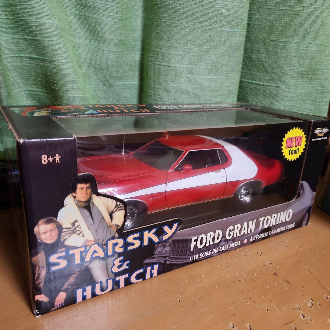 自動車 Starsky & Hutch Ford Gran Torino 1/18