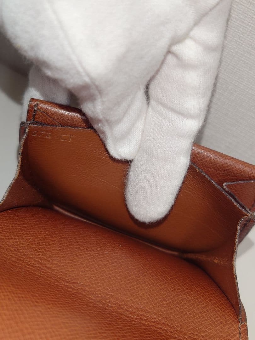 LOUIS VUITTON ヴィトン ポルト モネ・グセ（モノグラム）小銭入れ