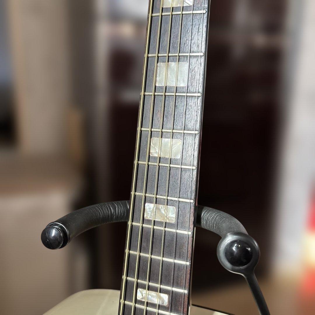 ジャパンビンテージK Countryギター 希少な白(ケース付き)