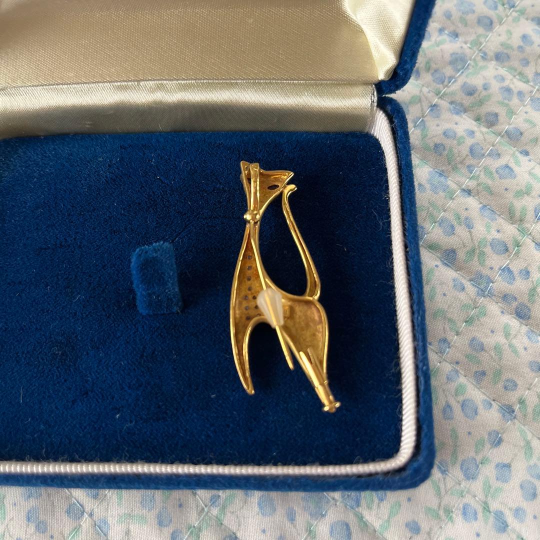 お値下げ　K18 ネコのデザイン　ブローチ＆ペンダント　8g