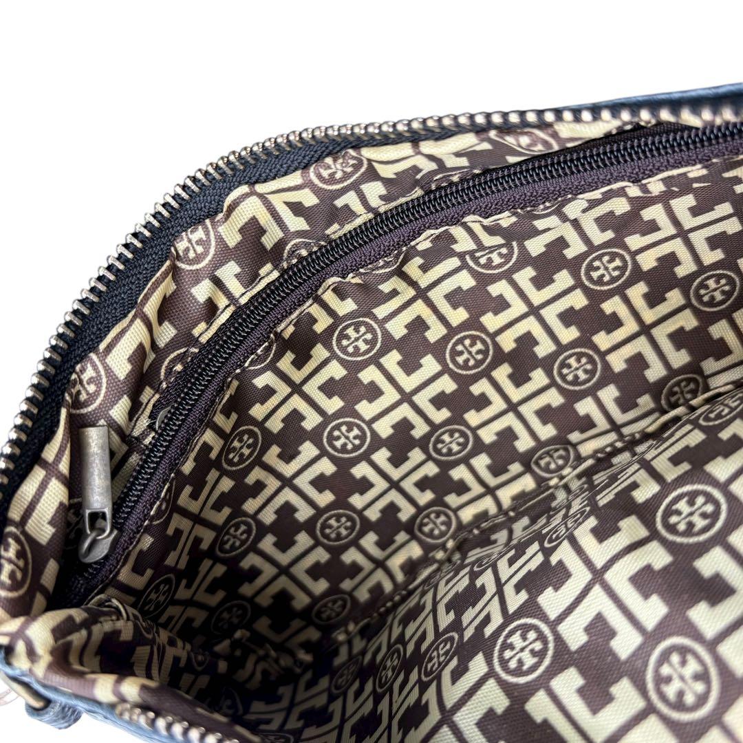 美品　トリーバーチ　ショルダーバッグ　ブラック　黒　ミニバッグ　斜め掛け