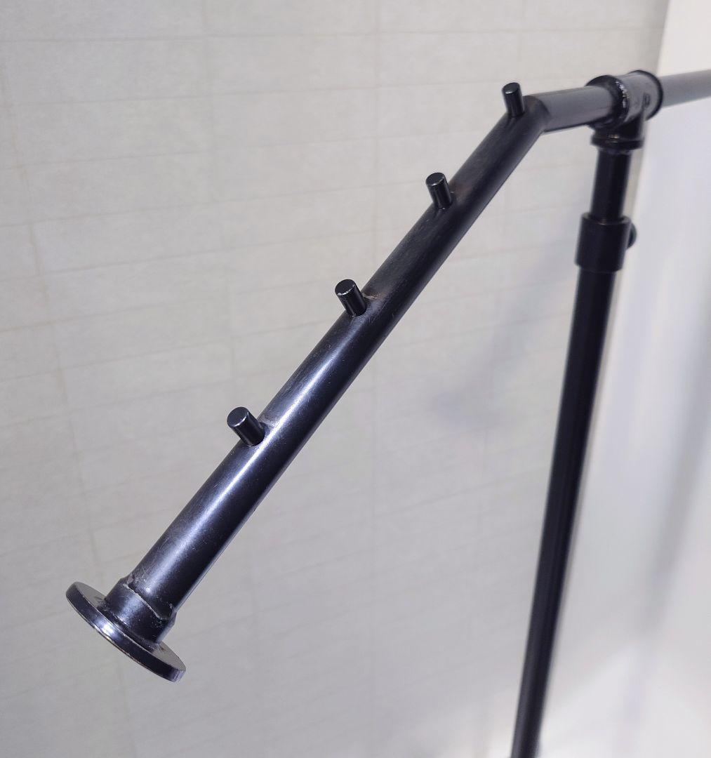 【送料込み】傾斜ハンガーラック　ハンガーラック　黒