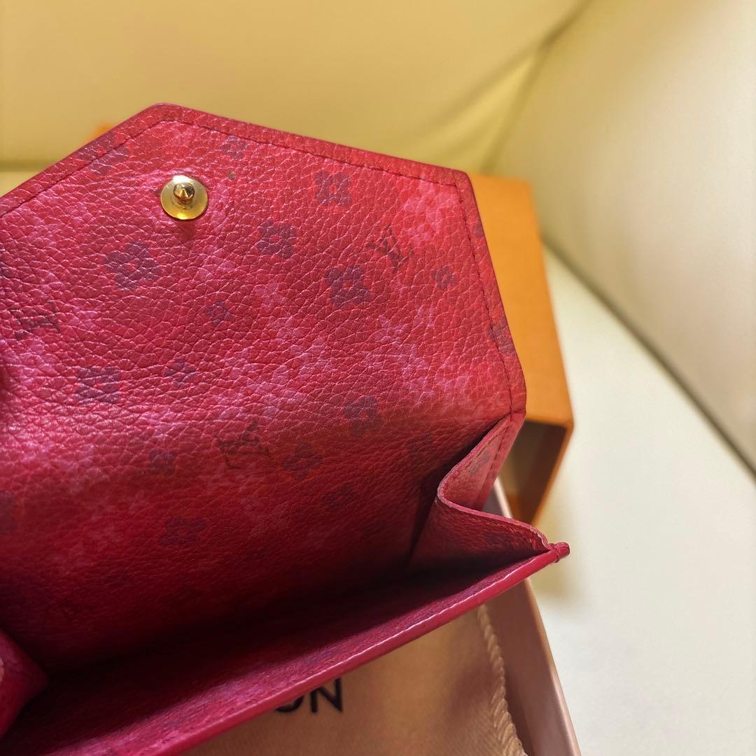 LOUIS VUITTON ピンク 三つ折り財布