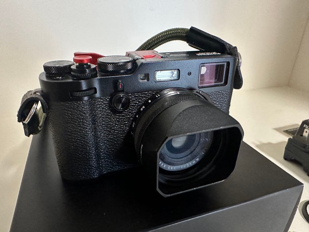 Fujifilm X100Fブラック