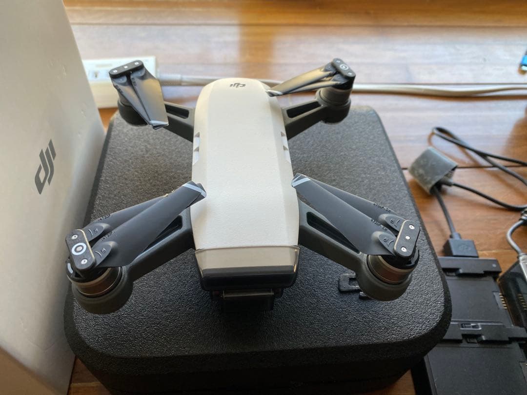 ドローン DJI dji spark