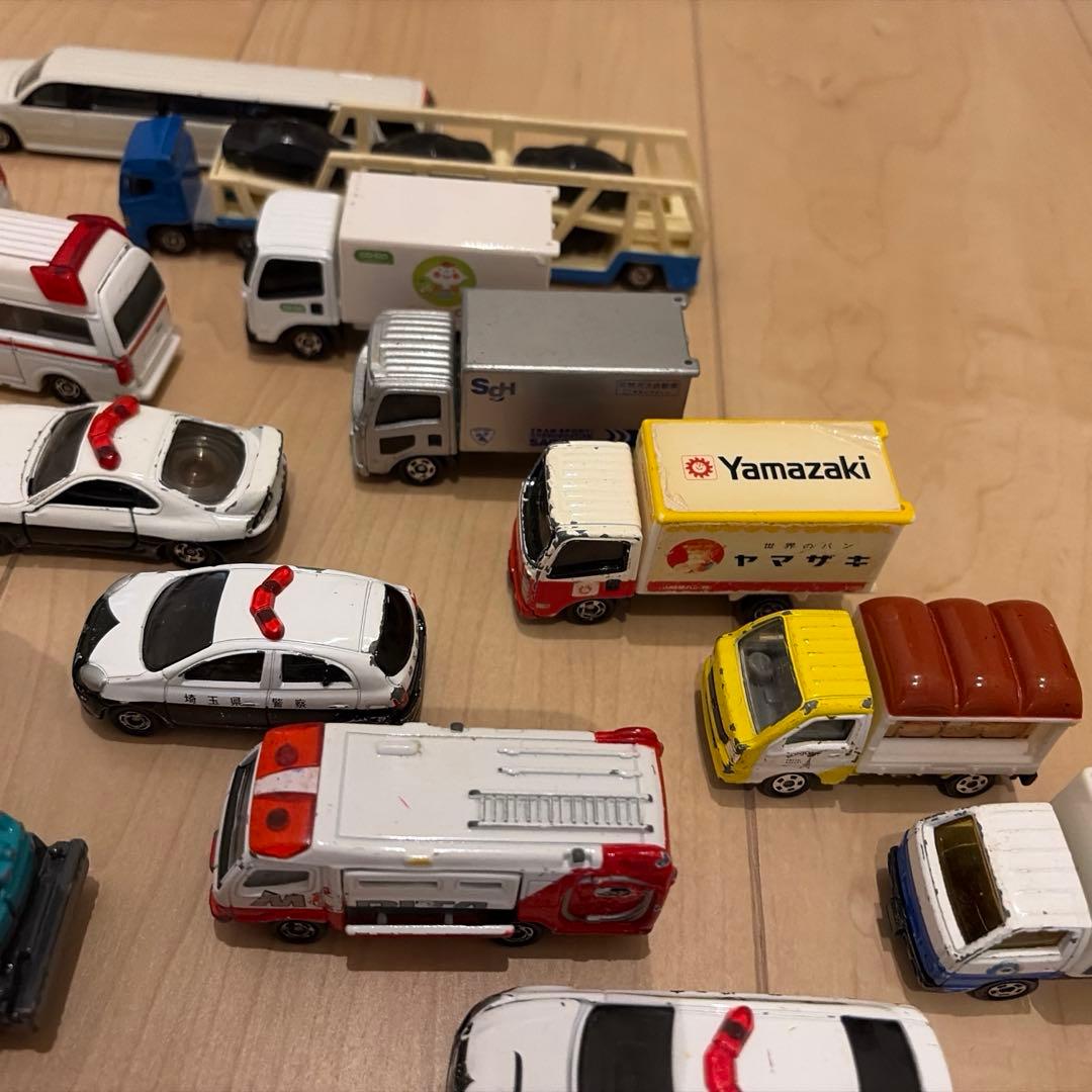 トミカ いろいろセット まとめ売り　昭和の日本製あり 光るテコロジー　洗車機
