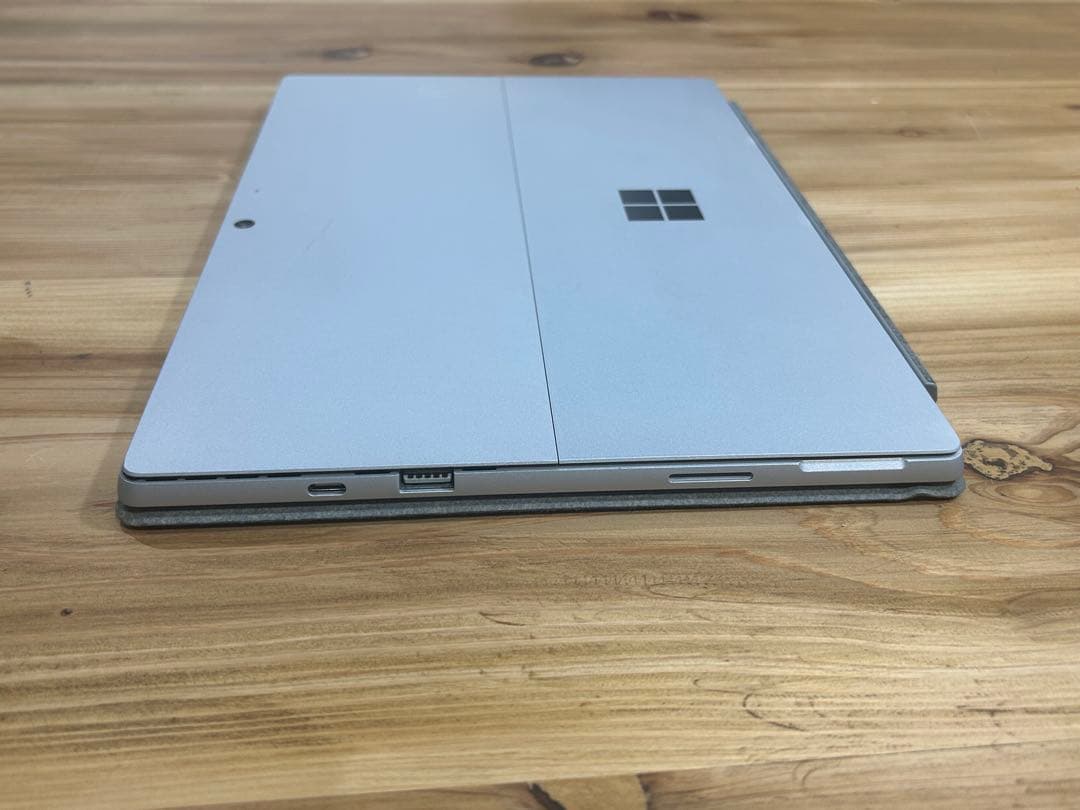 【値下げ】Microsoft Surface Pro 7 タイプカバー付き