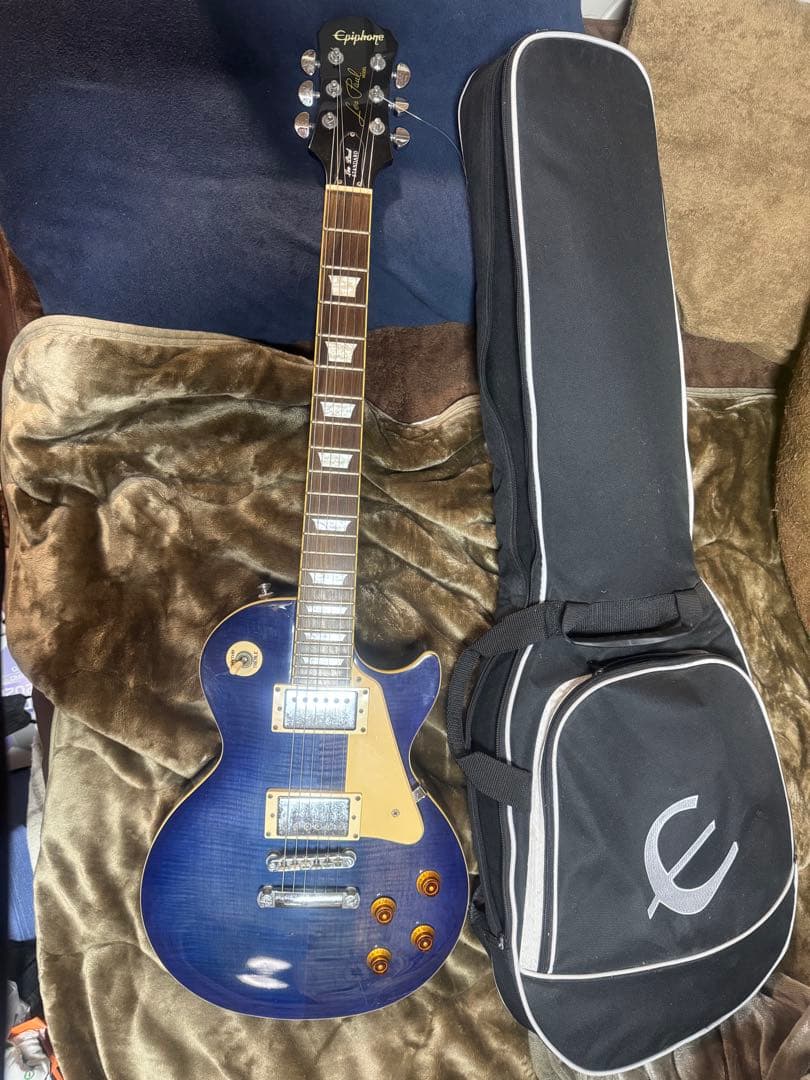 売り切り‼️Epiphone Les Paul Standard 青 ケース付き