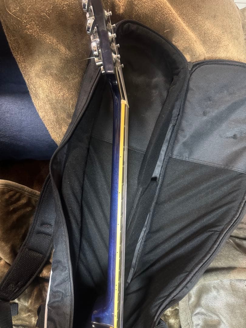 売り切り‼️Epiphone Les Paul Standard 青 ケース付き