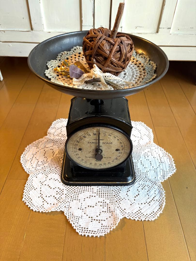 優子ママ様御専用　英国アンティーク　SALTER キッチンスケール　No.48