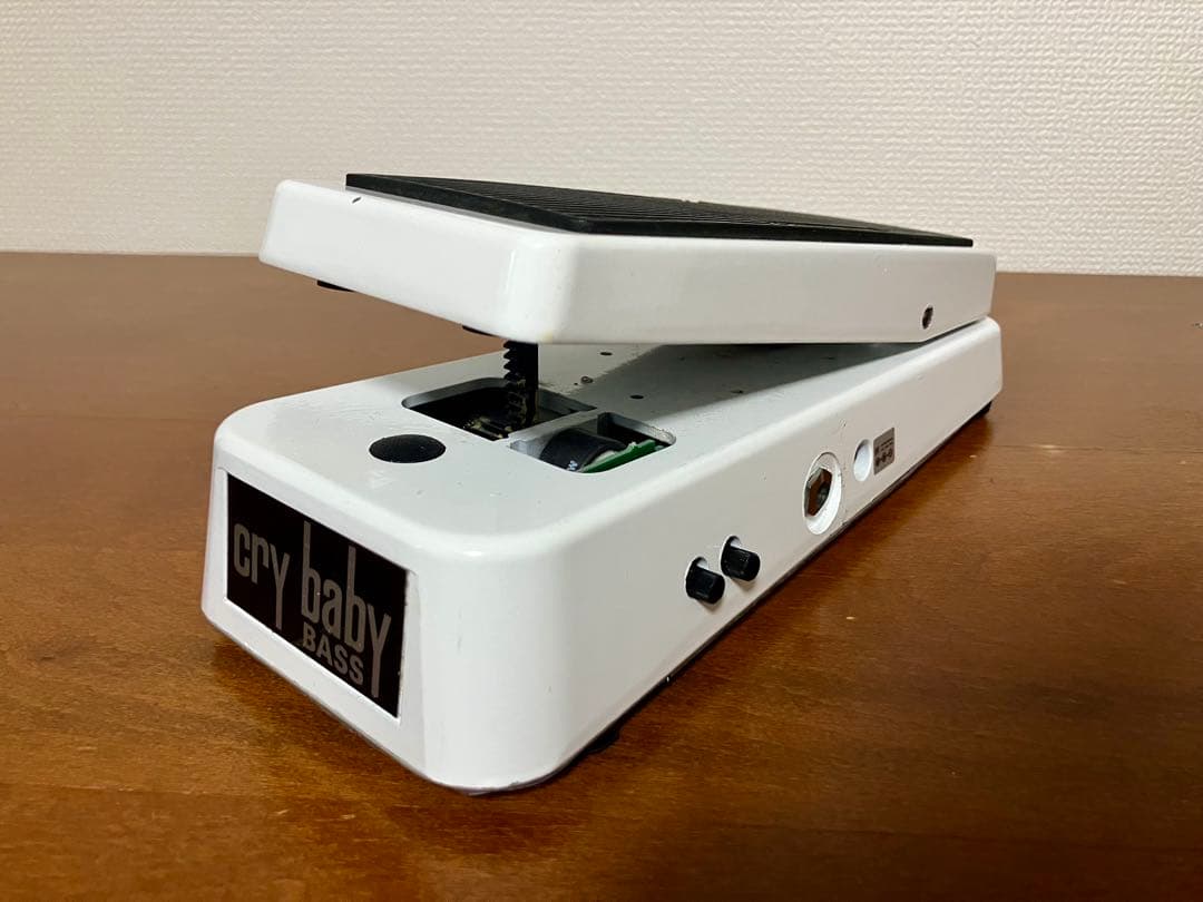 JIM DUNLOP／CRYBABY BASS WAH／ベース・ギター用ワウ