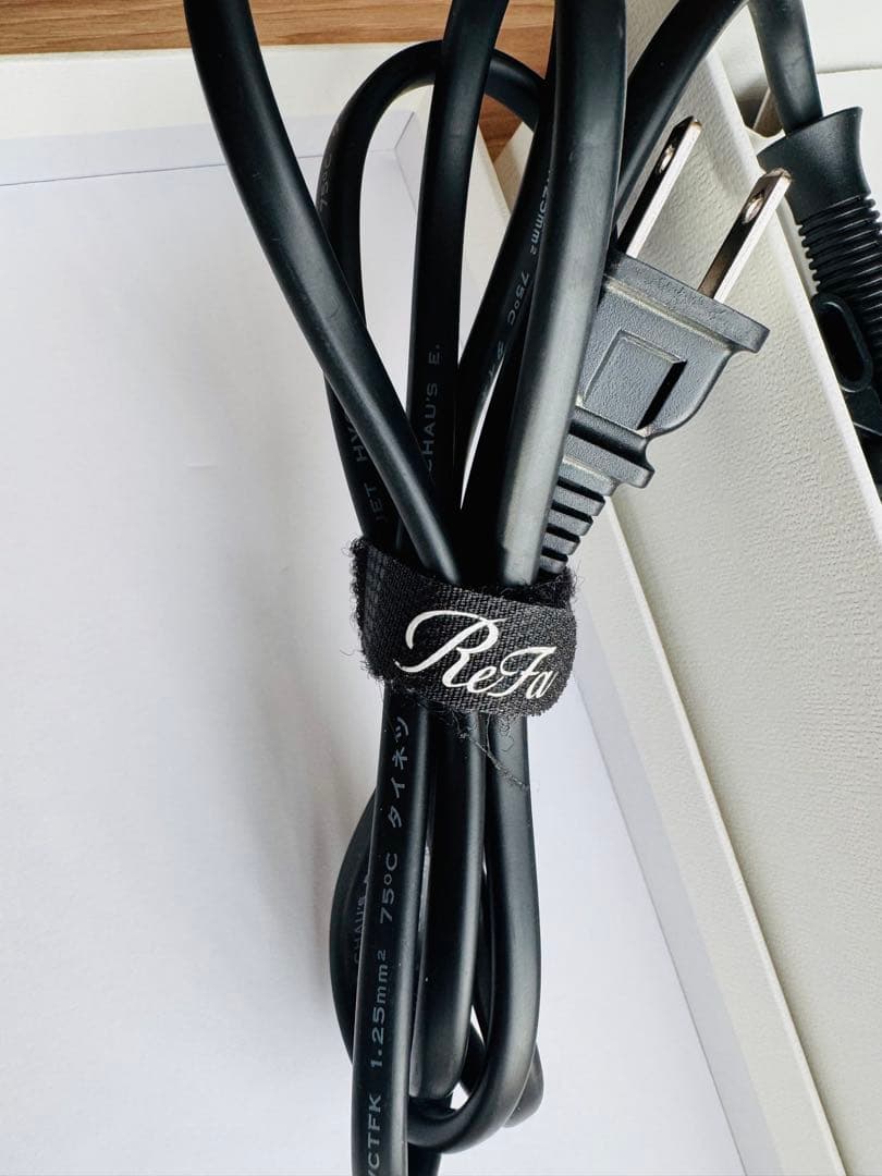 【美品】スタンド付き！リファ　ビューテックドライヤースマート　ブラック