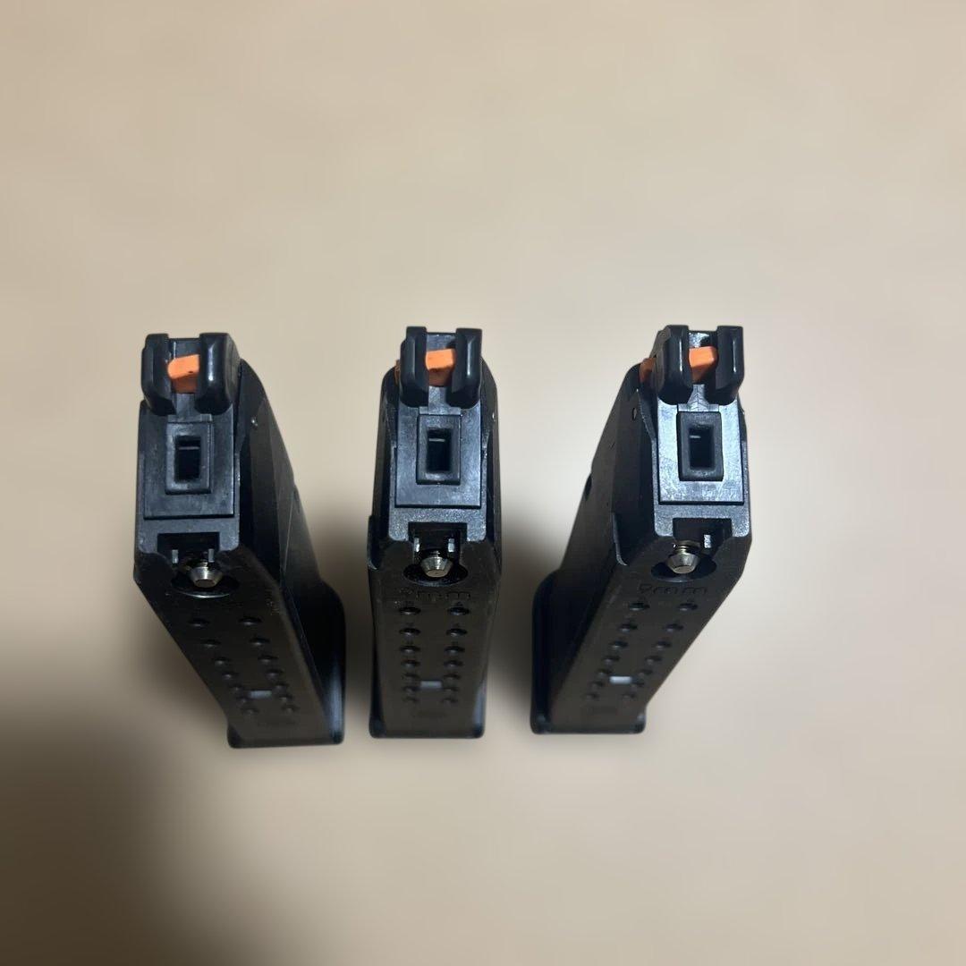 東京マルイ G17 Gen5 予備マガジン付き