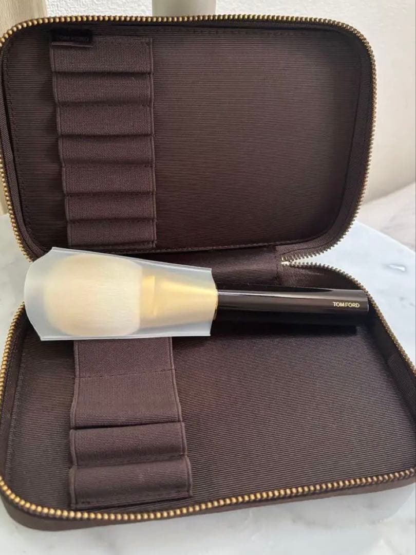 TOM FORD beauty ブロンザーブラシ05