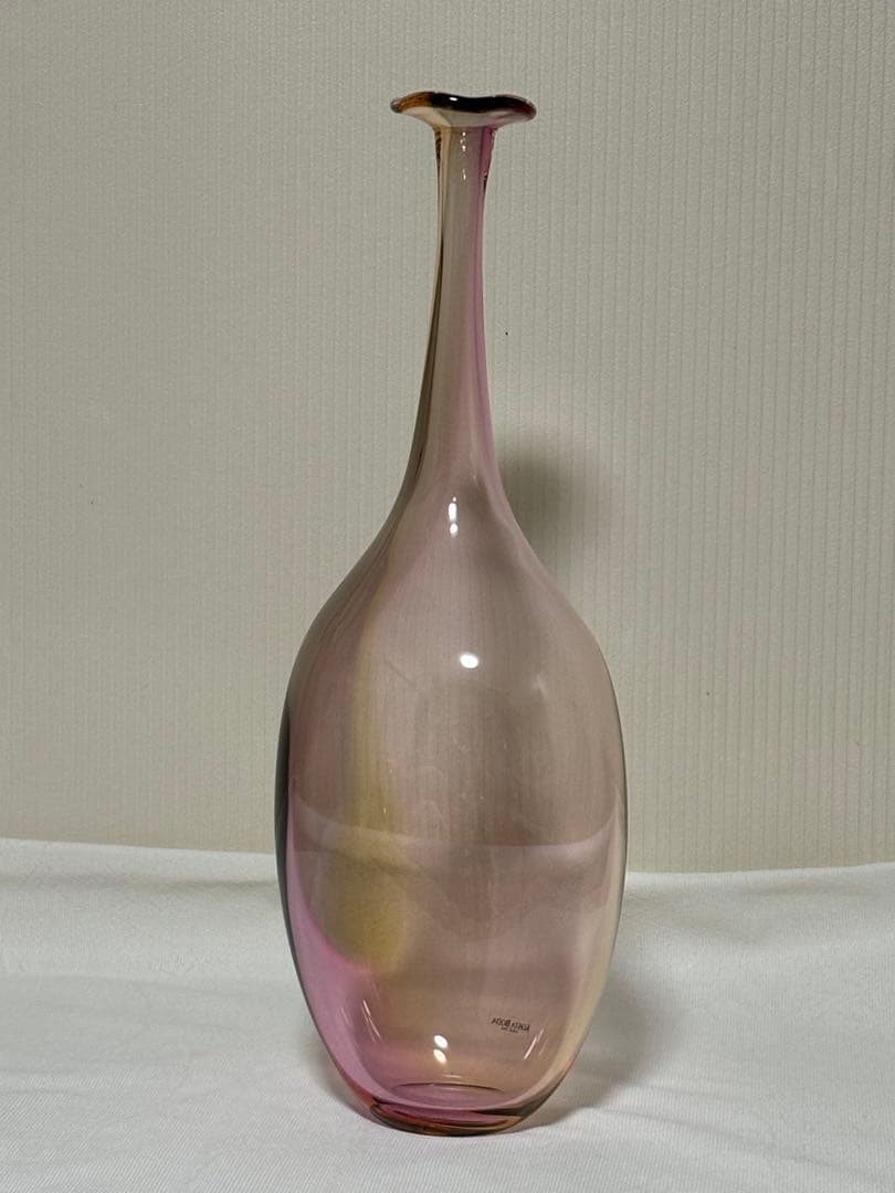 kiri様　コスタボタ　ピンクグラデーションガラスボトル