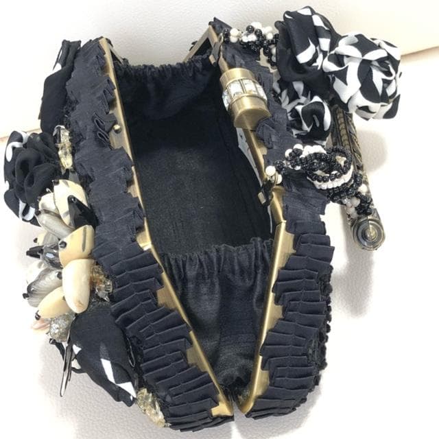 新品未使用★メリーフランシス 豪華ビーズ装飾 パーティーバッグ 黒、白、銀など