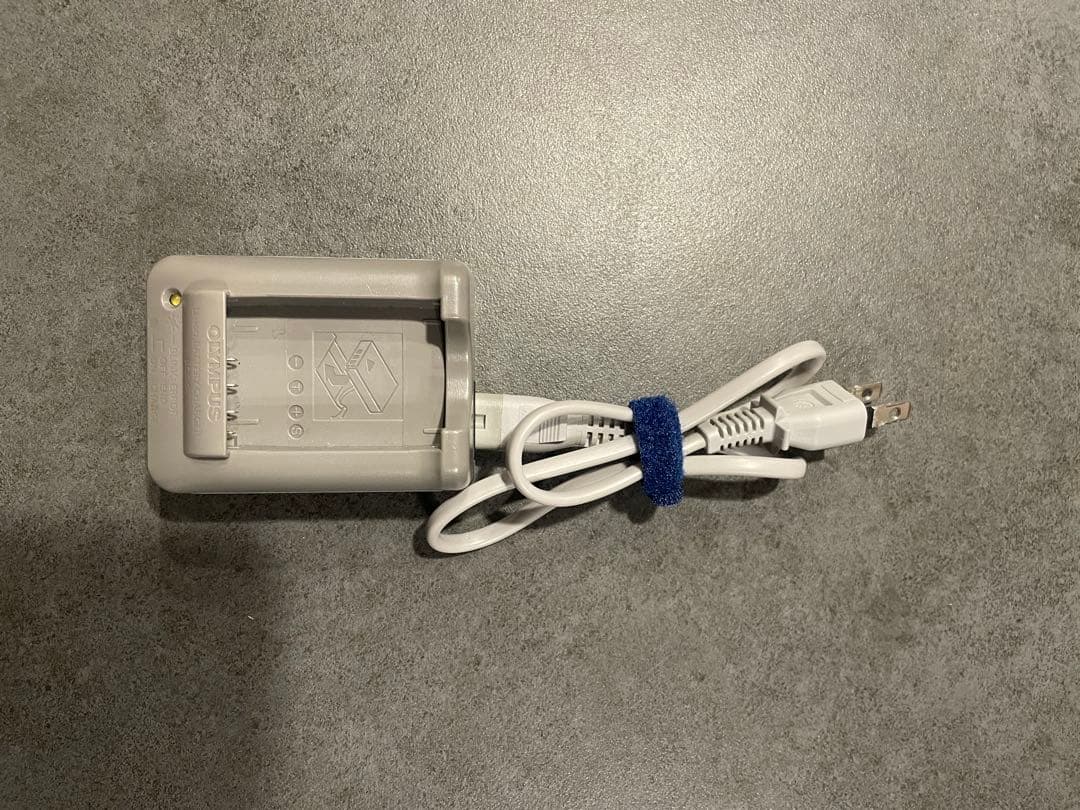 OLYMPUS PEN E-pl8 ミラーレスカメラ 14-42mm ブラウン