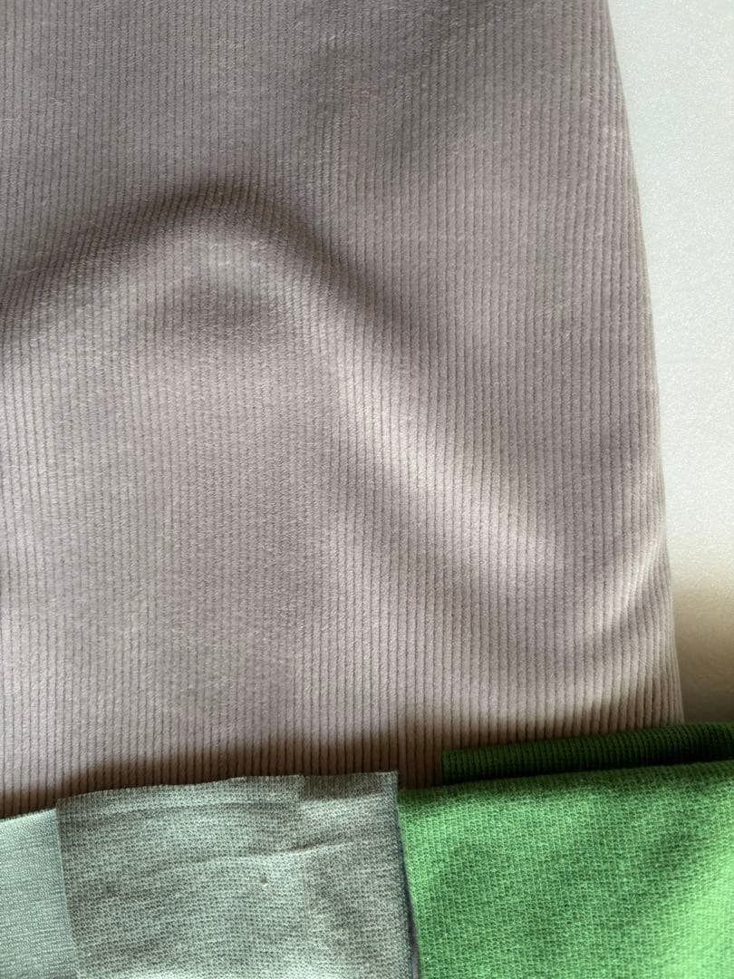 コーデュロイニット