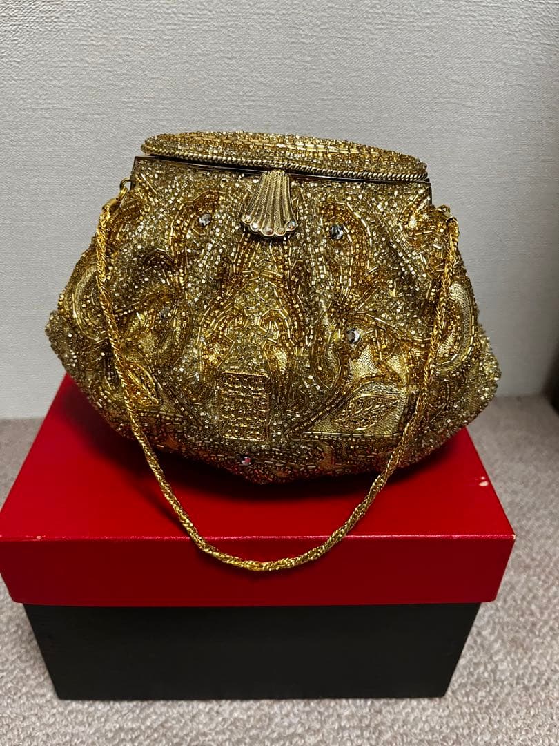 ビーズ刺繍 ゴールド　パーティーバッグ