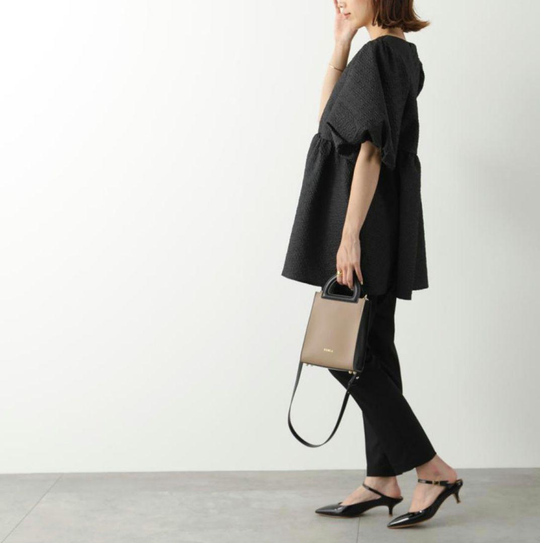 美品 FURLA フルラ ショルダーバッグ ハンドバッグ グレージュ 黒 レザー