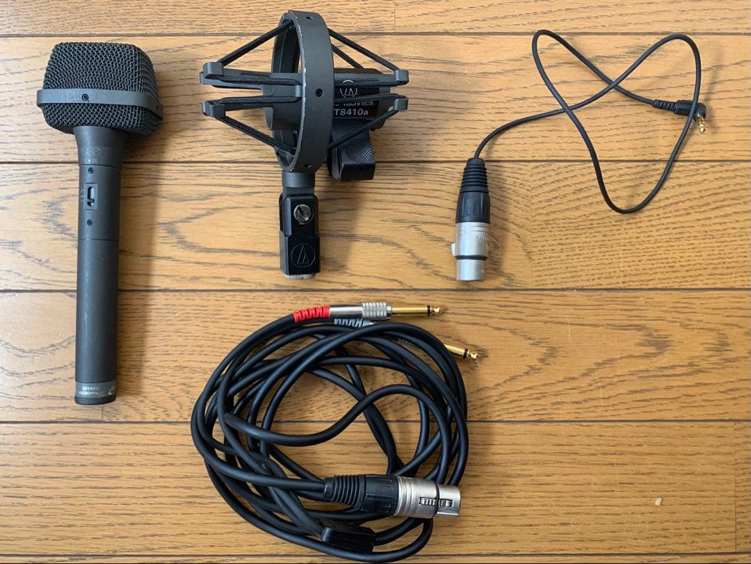 オーディオテクニカ AT822（マイク）、AT8410a（ショックマウント）