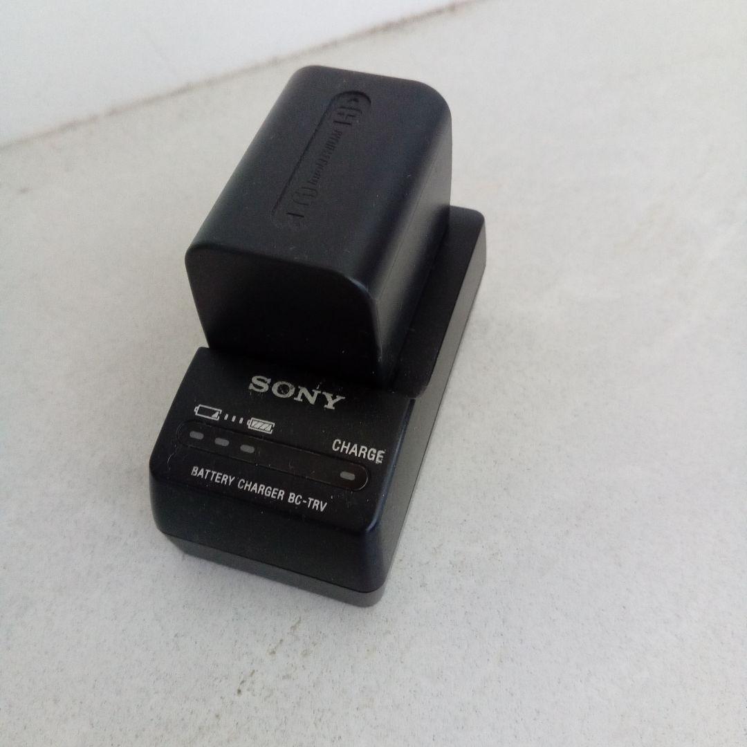 美品SONY HDR-CX560 ビデオカメラ バッテリーセット