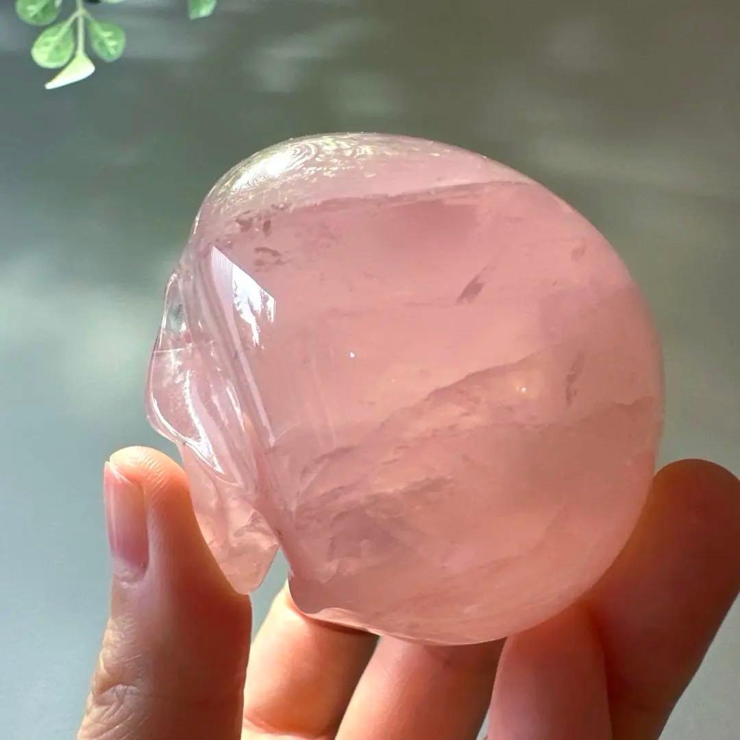 ローズクォーツ　スカル　マダガスカル　濃いめ　ピンク　天然石