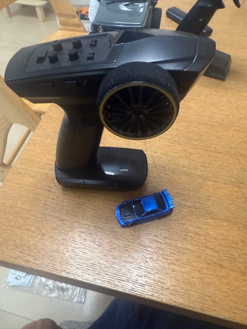 ターボーレーシング　車　青モデル