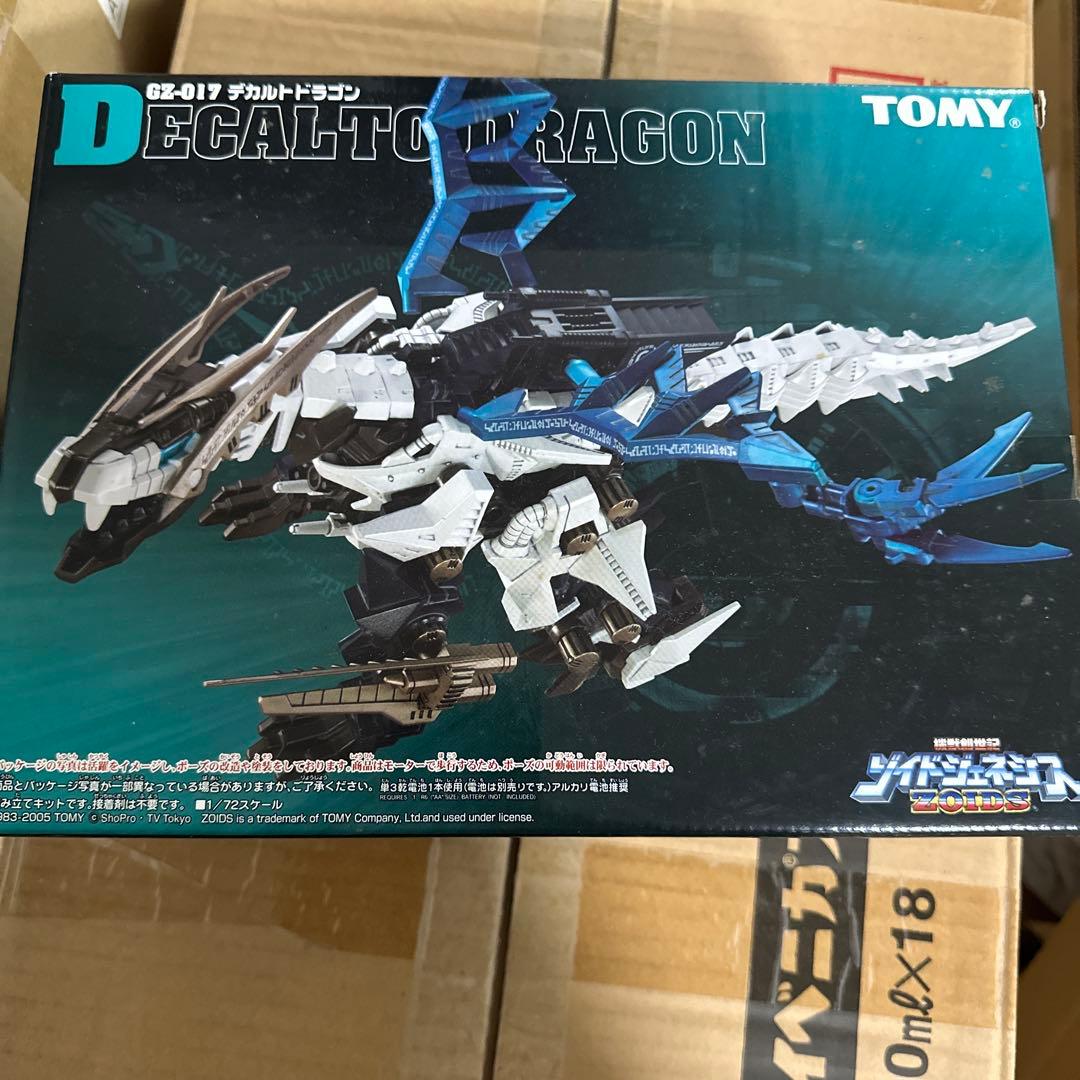 【新品】ゾイドジェネシス　デカルト　ドラゴン　プラモデル　GZ-017
