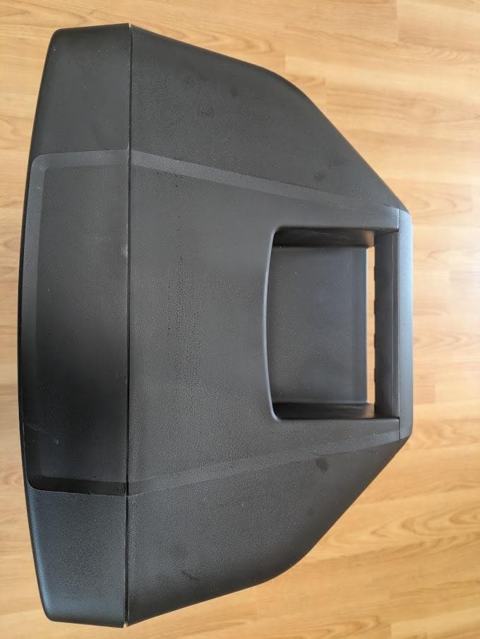 ほぼ新品　JBL IRX112BTパワード12インチポータブルPAスピーカー①