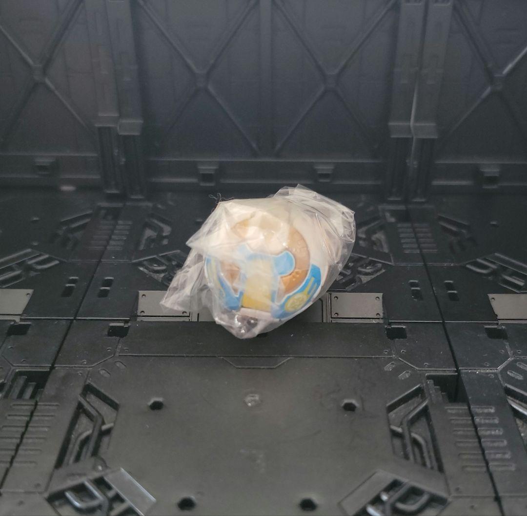 巨(ギガン)タウレス W(ホワイト)-ARMOR ver.　爆TECH拡張パック