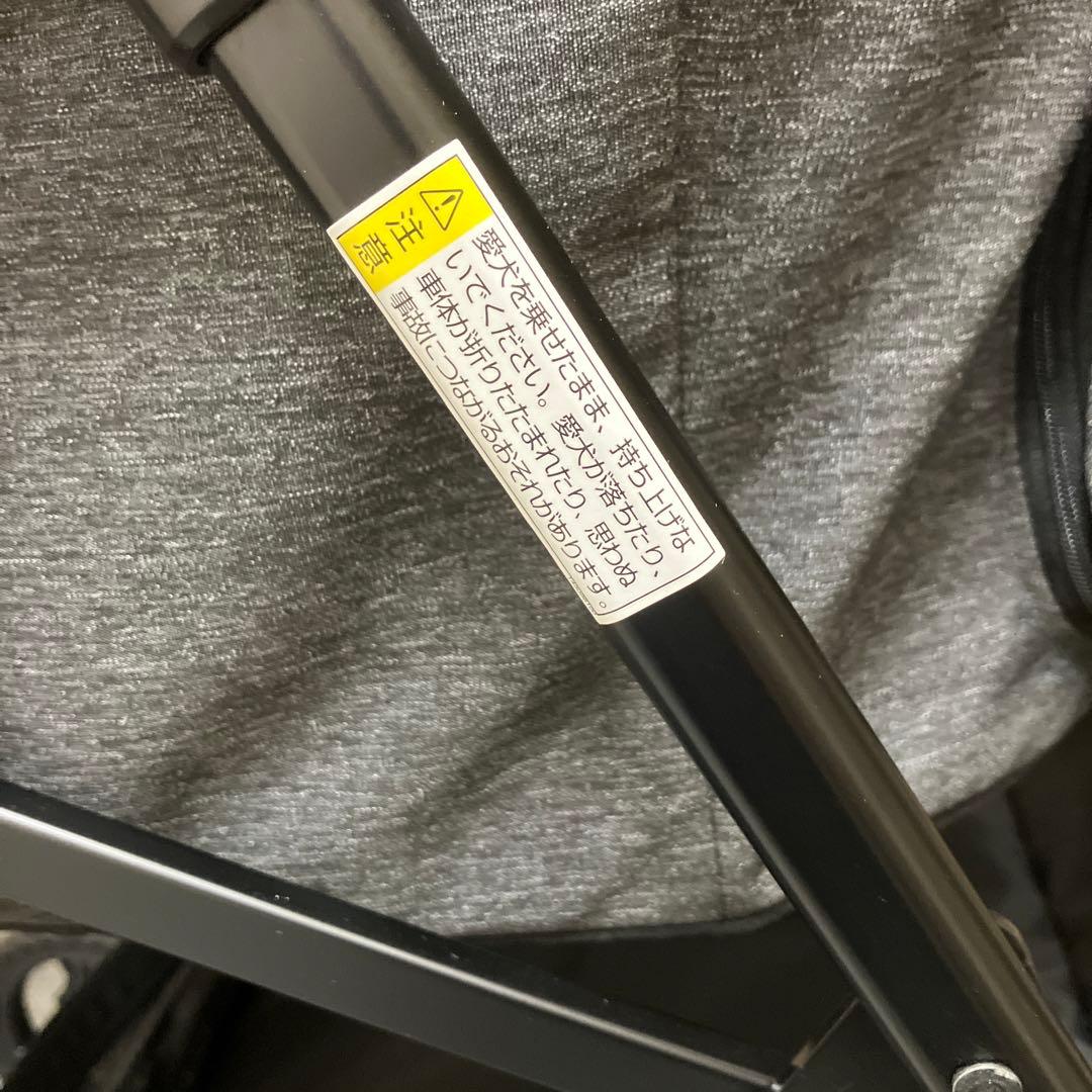 3 Combi コムペット ミリクランアルファ　ペットカート 30kg 多頭