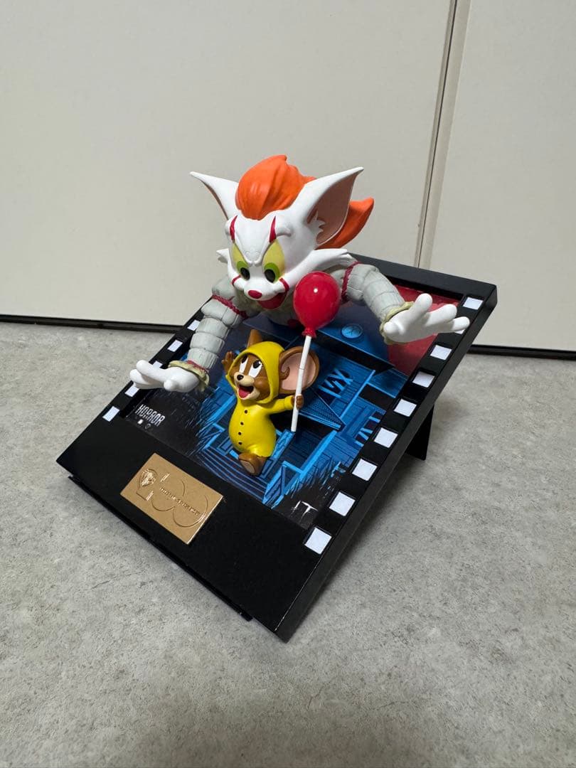 トムとジェリー It ワーナーブラザーズ 100周年 フィギュア