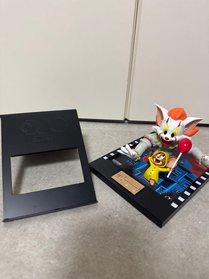 トムとジェリー It ワーナーブラザーズ 100周年 フィギュア
